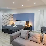 Hannibal - Design Studio-apartment Tulpe 9, Parkplatz, Kueche, Highspeed-wlan Apartamento Wolfsburg