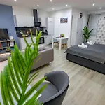 Hannibal - Design Studio-apartment Tulpe 9, Parkplatz, Kueche, Highspeed-wlan * Wolfsburg