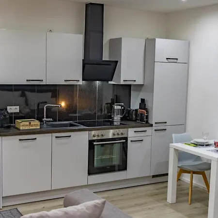 Hannibal - Design Studio-apartment Tulpe 9, Parkplatz, Kueche, Highspeed-wlan *