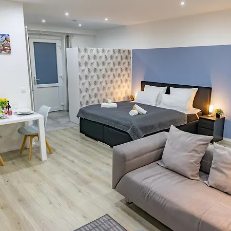 Apartmán Hannibal - Design Studio-apartment Tulpe 9, Parkplatz, Kueche, Highspeed-wlan *
