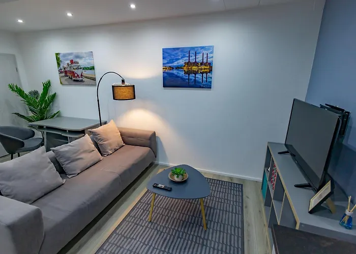 Hannibal - Design Studio-apartment Tulpe 9, Parkplatz, Kueche, Highspeed-wlan דירה *