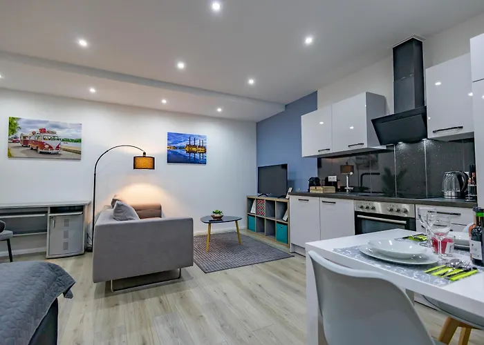 Hannibal - Design Studio-apartment Tulpe 9, Parkplatz, Kueche, Highspeed-wlan דירה *