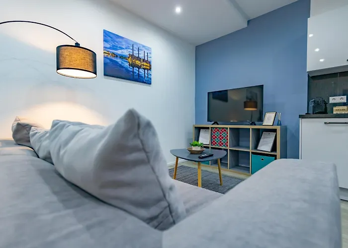 Hannibal - Design Studio-apartment Tulpe 9, Parkplatz, Kueche, Highspeed-wlan דירה *